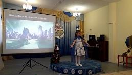 Воспитанница подготовительной к школе группе Арзяева Анастасия стала победителем среди подготовительных групп со стихотворением Натальи Карповой «Конечно, лошадка».