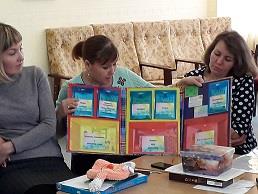 Ефремова С.В. представила лэпбук, сделанный мамой одной из воспитанниц групп