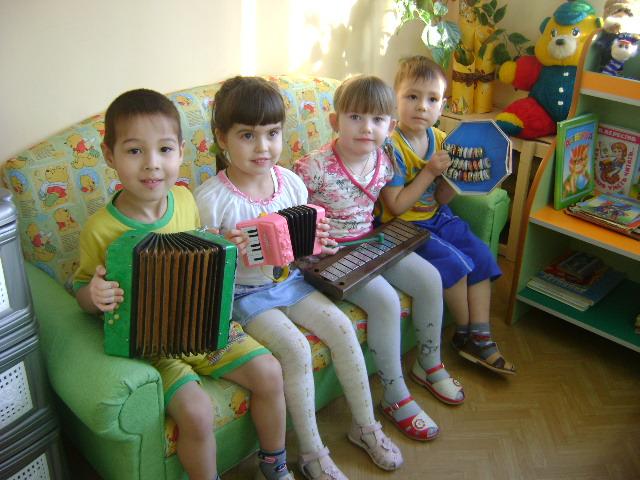 музыкальный уголок