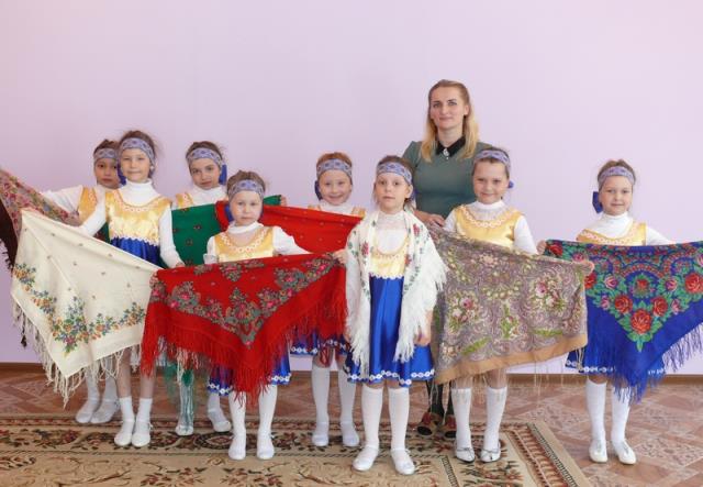 Конкурс русских сарафанов Конкурс русских сарафанов
